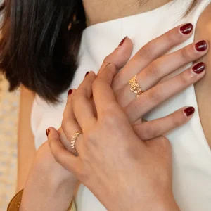 By Jollia Bague corde Hot