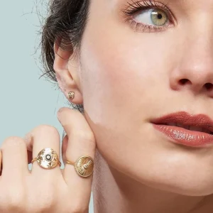 By Jollia Bague petite médaille et onyx (plaqué or) New